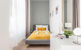 Exclusive Downtown Apartment In The Heart Of Budapest